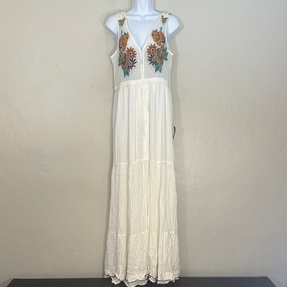 Lulus Dresses & Skirts - Lulu's Ivory Maxi Dress with Multicolor Embroidery